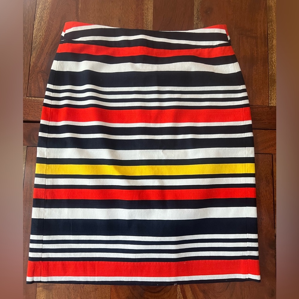 NWOT Banana Republic skirt size 0